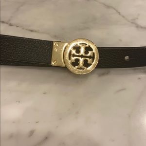 Reversible Tory Burch black/tan gold metal belt
